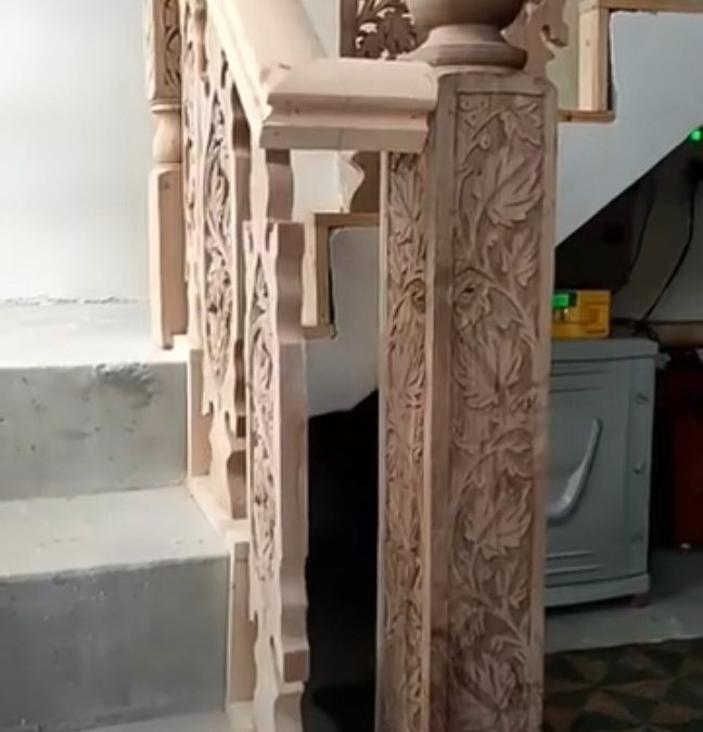 نرده و دسته نرده منبت کاری شده چوب راش